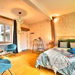 Jungle Rochelaise - Coeur De Ville, Entierement Renovee, Tv 4K, Fibre, Quartier Porte Royale